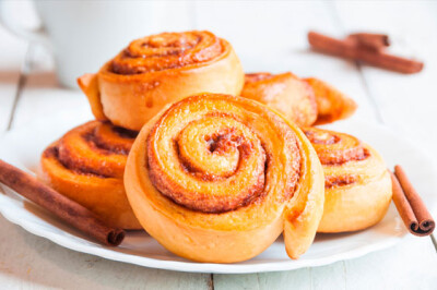 Cinnamon Rolls - Cinnamon-Rolls